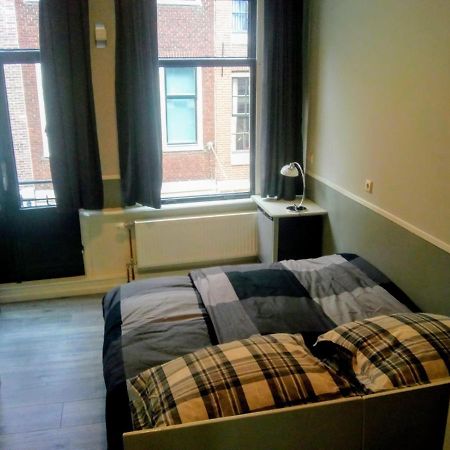 Aldo, Not For Parties, Not A Hotel, Room With Shared Bathroom, No Kitchen Amsterdam Ngoại thất bức ảnh