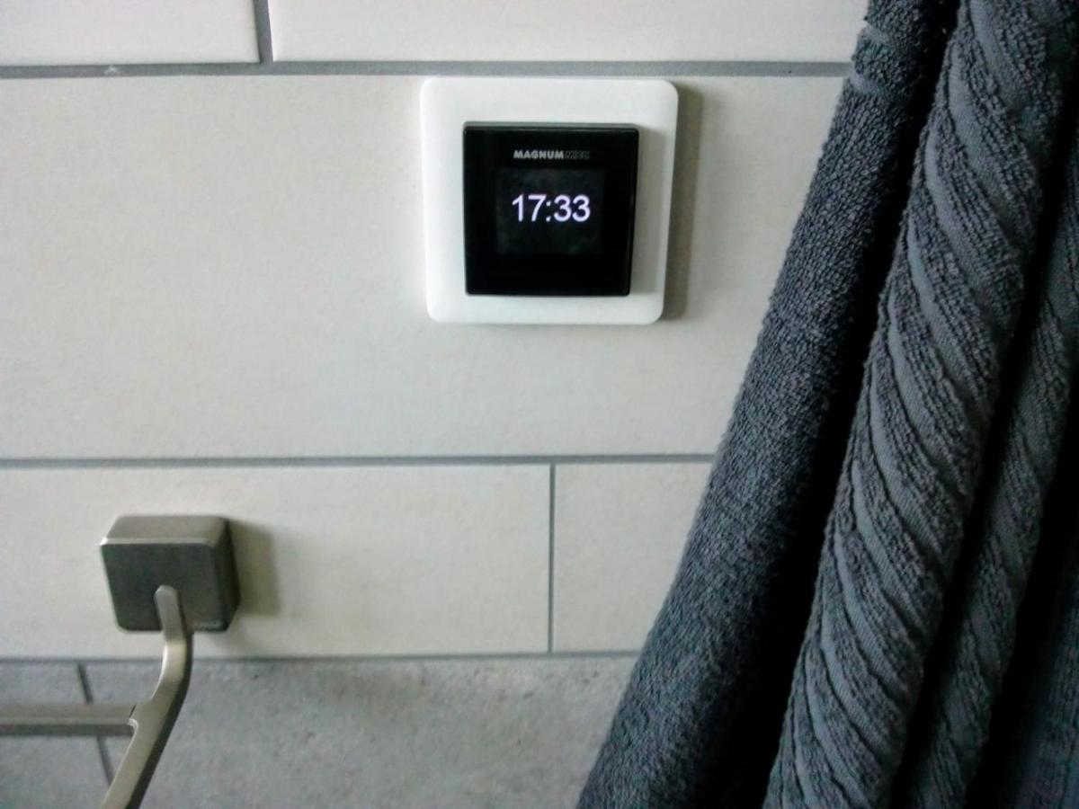 Aldo, Not For Parties, Not A Hotel, Room With Shared Bathroom, No Kitchen Amsterdam Ngoại thất bức ảnh