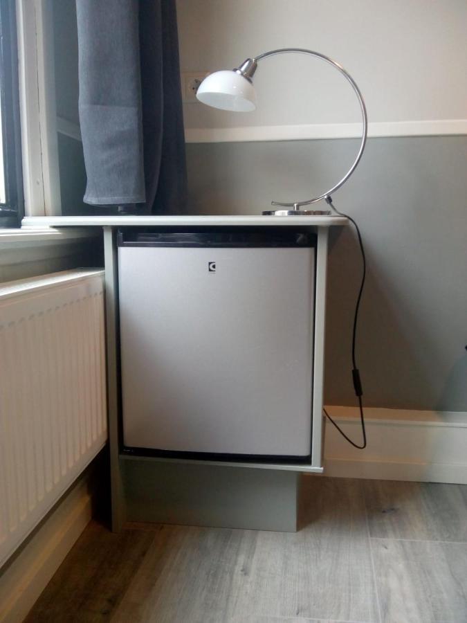 Aldo, Not For Parties, Not A Hotel, Room With Shared Bathroom, No Kitchen Amsterdam Ngoại thất bức ảnh