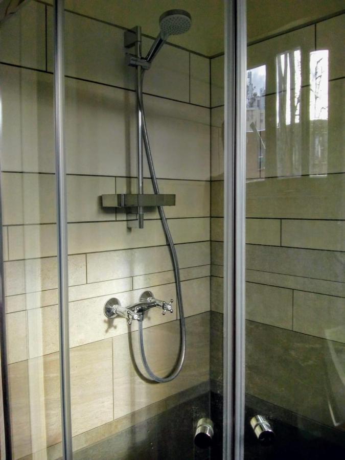 Aldo, Not For Parties, Not A Hotel, Room With Shared Bathroom, No Kitchen Amsterdam Ngoại thất bức ảnh