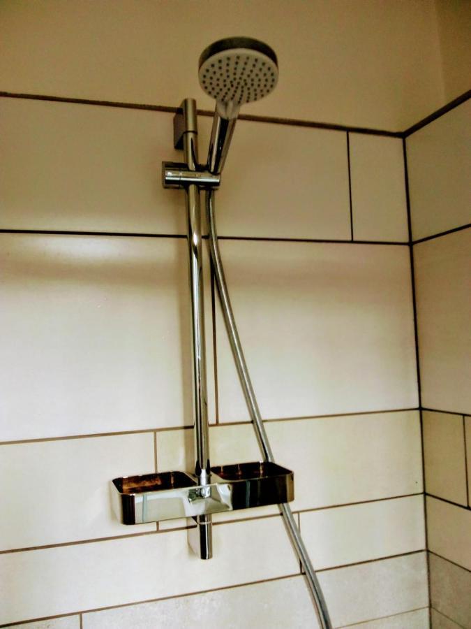 Aldo, Not For Parties, Not A Hotel, Room With Shared Bathroom, No Kitchen Amsterdam Ngoại thất bức ảnh