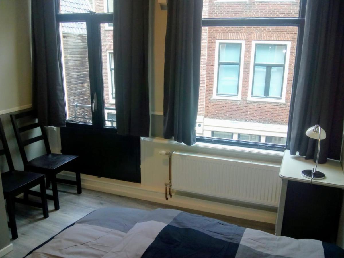 Aldo, Not For Parties, Not A Hotel, Room With Shared Bathroom, No Kitchen Amsterdam Ngoại thất bức ảnh